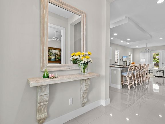 4th image of 5017 Grandiflora Road