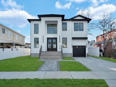 340 Doris Avenue, Franklin Square, NY, 11010