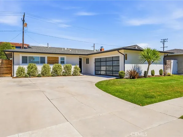 3124 Trinity Dr, Costa Mesa, CA 92626