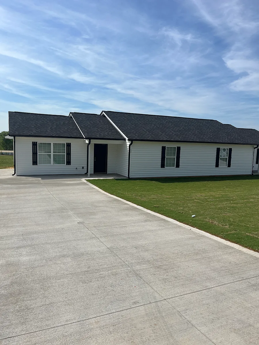 Building Photo - 496 Bernice Snow Rd