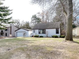 2256 Bronson Dr, Mounds View, MN 55112