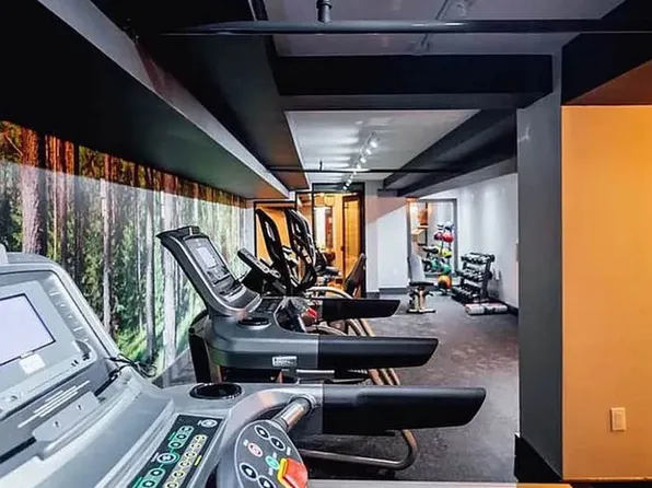 186 Lenox Road image 7 of 8