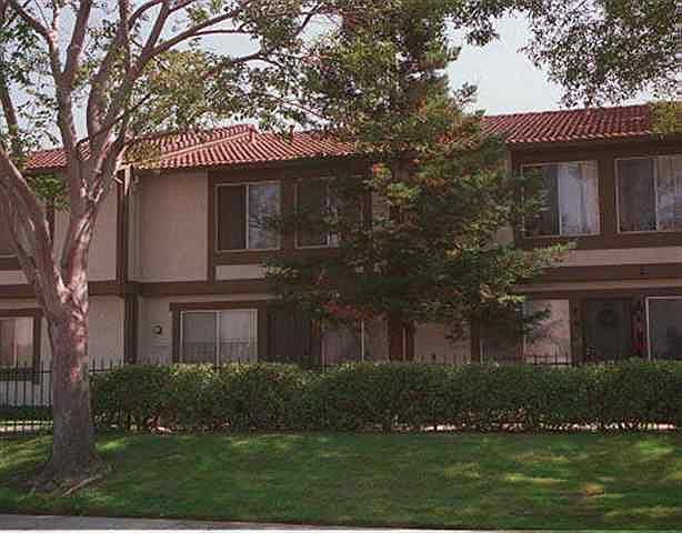 1st image of 5026 Bridgepointe Pl Unit 38