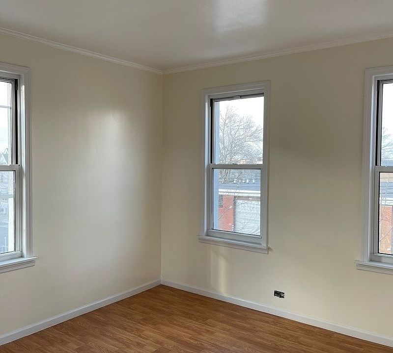 1st image of 59-10 39th Ave #2