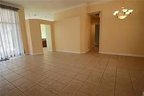 5 bed, 3.0 bath, $5,500 — Photo 3
