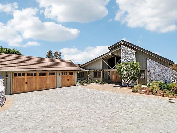 2nd image of 4955 Rancho Viejo Dr