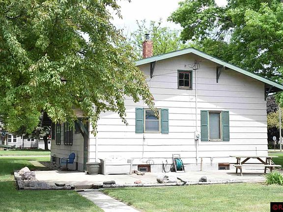 3rd image of 336 Cleveland Ave W