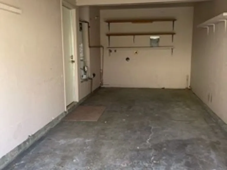 Dixon Townhouse — Photo 90