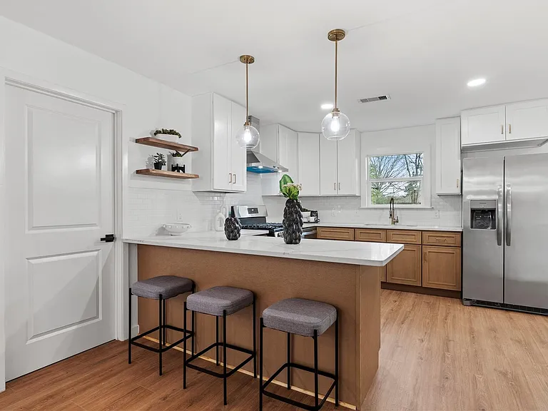 5023 Redstart St — Photo 15