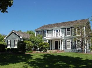 135 Kimberly Rd, North Barrington, IL 60010