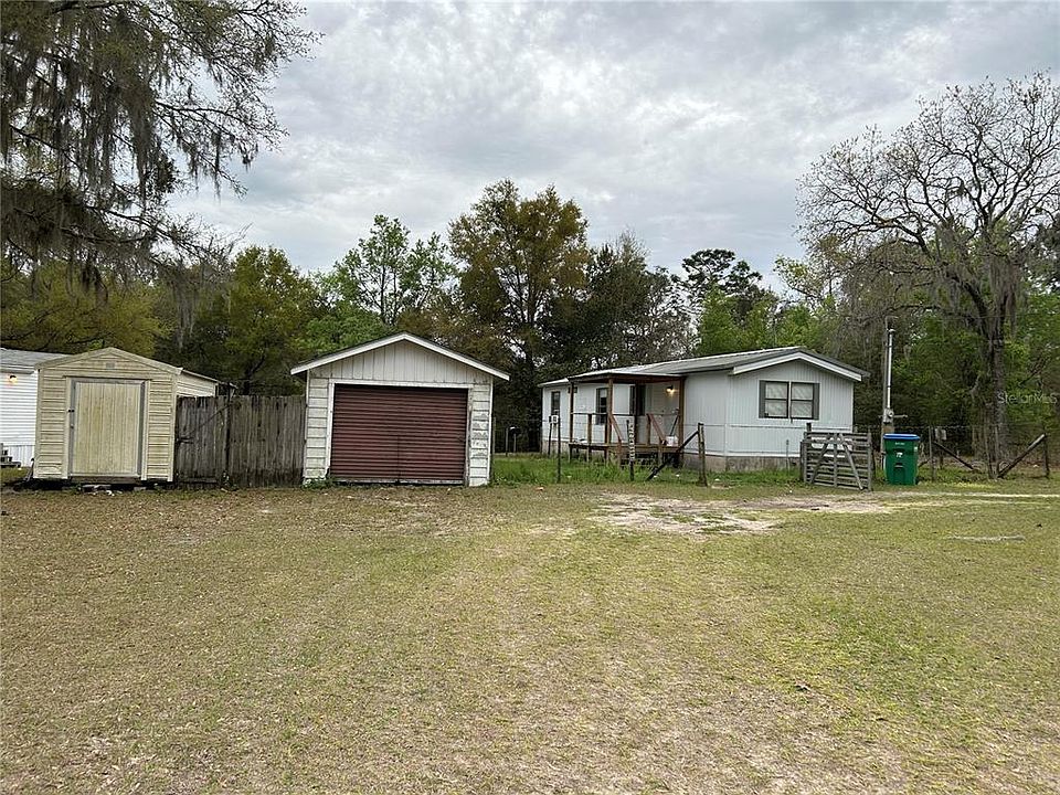 1st image of 15850 NE 2nd Pl