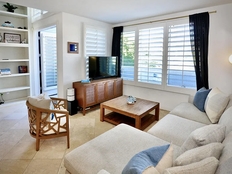 5490 La Jolla Blvd #K207 — Photo 6