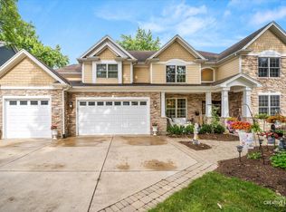 706 Wehrli Dr, Naperville, IL 60540