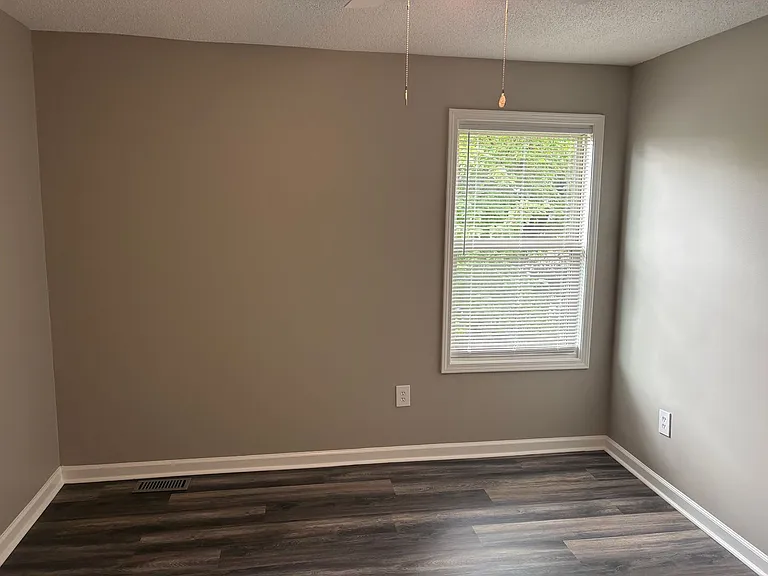 1034 Brandy Ln — Photo 5