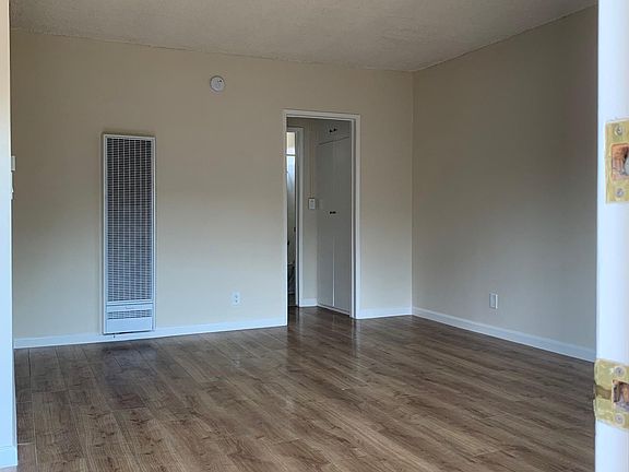 2nd image of 16214 Vanowen St APT 11