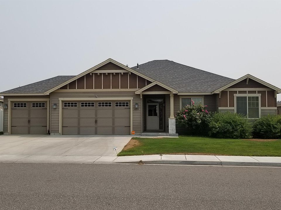 1st image of 4203 Saint Paul Ln