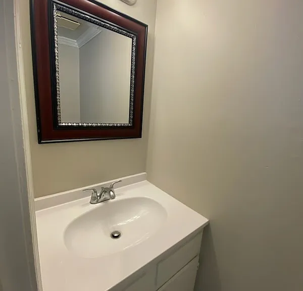 1110 Arbor Dr #1 — Photo 6