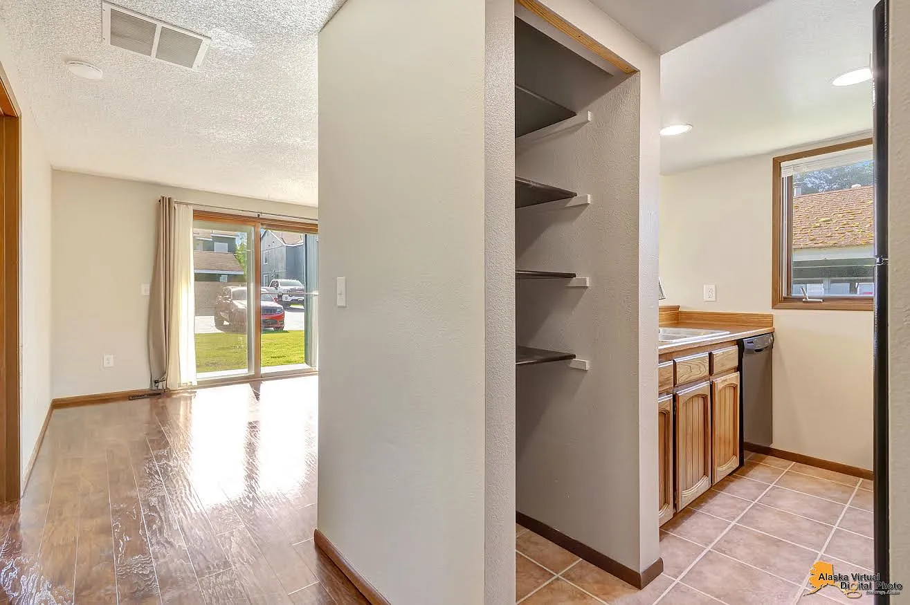 1 bed, 600 sqft, $1,450 — Photo 3