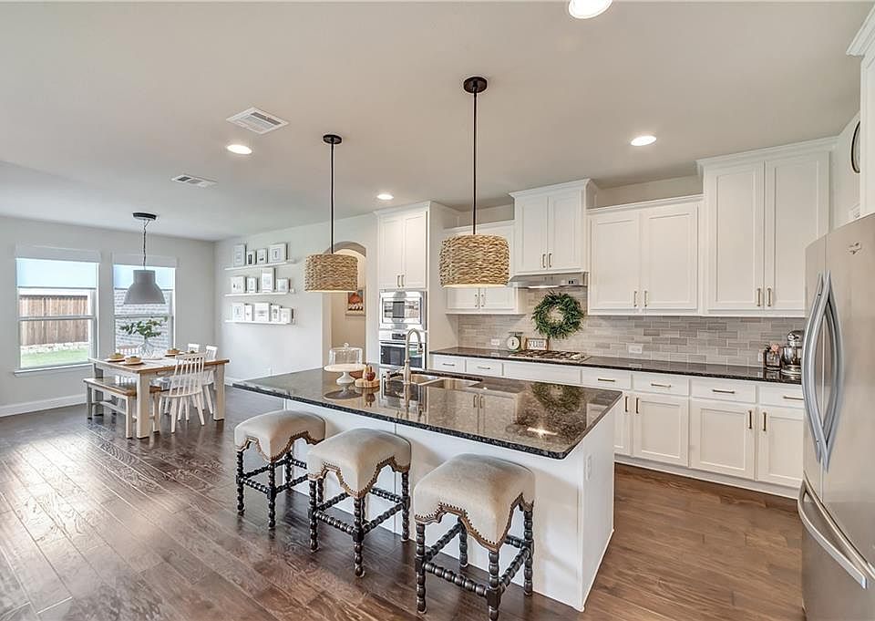 1st image of 4112 Lightstone Ln