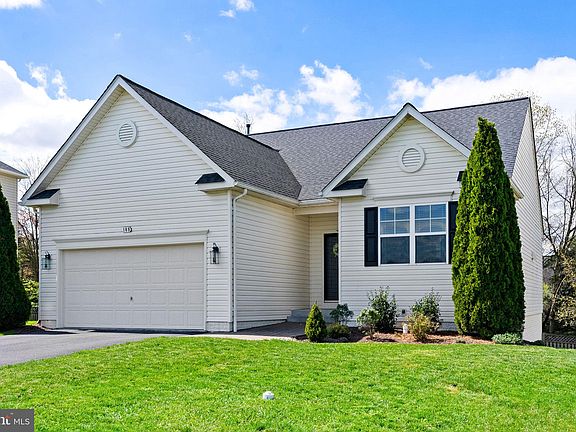 2nd image of 108 Collington Ct