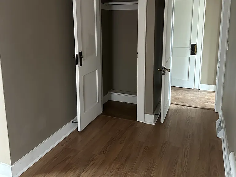 1229 W North St #2 — Photo 8