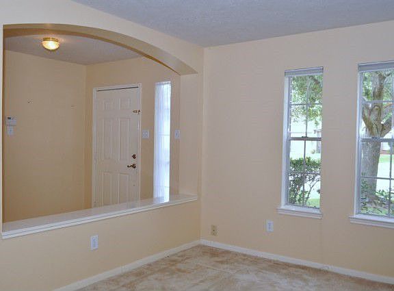 3rd image of 3103 Millers Oak Ln