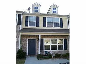 4554 Parkway Cir Photo 1