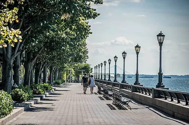 Rented by Douglas Elliman | media 19