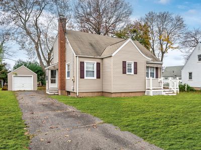 60 Deerfield Drive, Manchester, CT, 06040