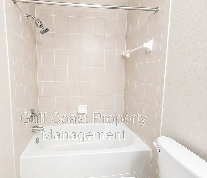 4850 51st St W #2205 — Photo 11