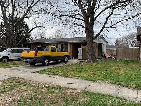 4th image of 709 Woodcock Dr #Lo-14-2