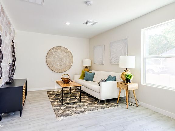 4th image of 8210 E HEATHERBRAE Avenue