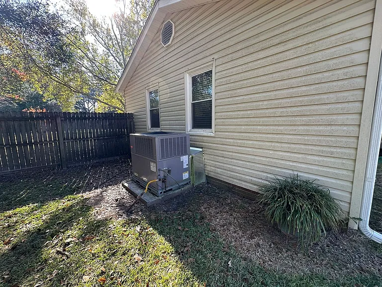 609 Pine Ridge St — Photo 19