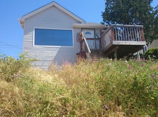 5036 37th Ave SW, Seattle, WA 98126