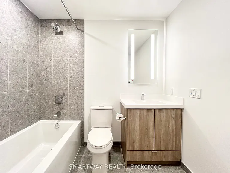 60 Central Park Dr #2601 — Photo 16