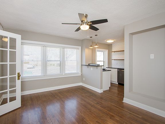 4th image of 3940 Holmes St #10