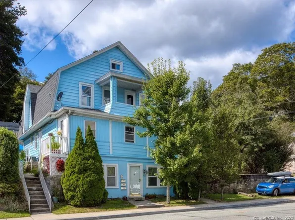 182 Vauxhall Street, New London, CT 06320