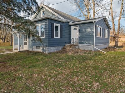 24 Broadway St, West Seneca, NY, 14224