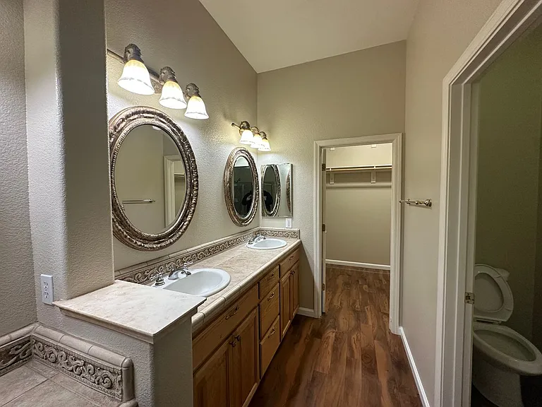 416 Farinelli Pkwy — Photo 14