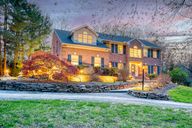1104_Lower_Glencoe_Rd_twilight-4
