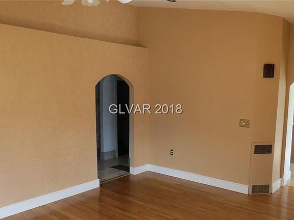 5th image of 1760 North St