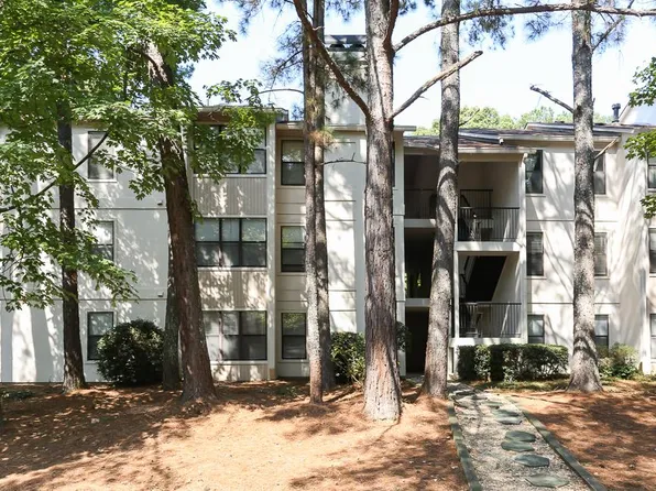 2512 Huntingdon Chase, Sandy Springs, GA 30350