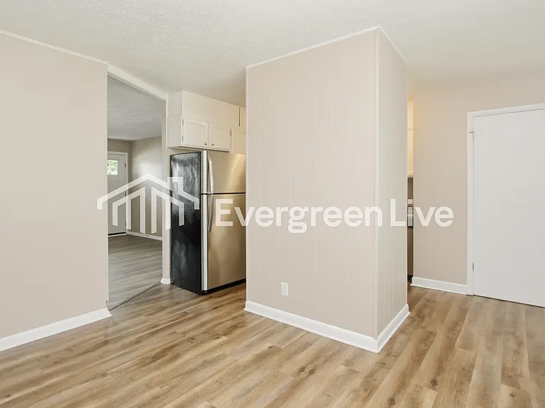 3673 Tiffany Dr — Photo 13
