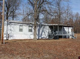 209 Pickren Hall Rd, Viola, AR 72583