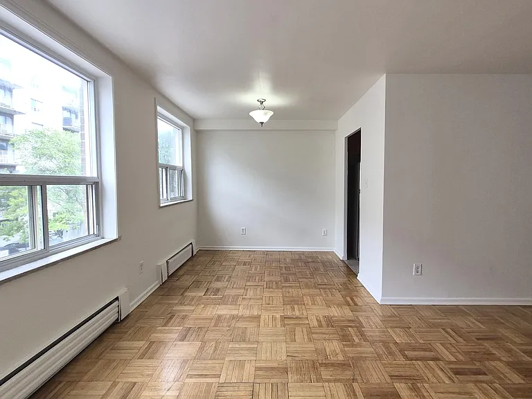 1751 Victoria Park Ave #204 — Photo 7