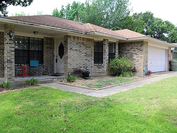 5th image of 2005 Sandalwood Ln