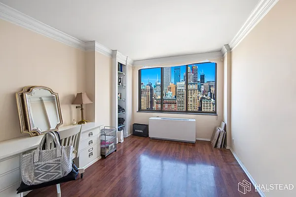 Rented by Halstead Real Estate | media 9