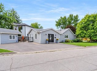 11 Churchill Cres, Halton Hills, ON L7G 2M8