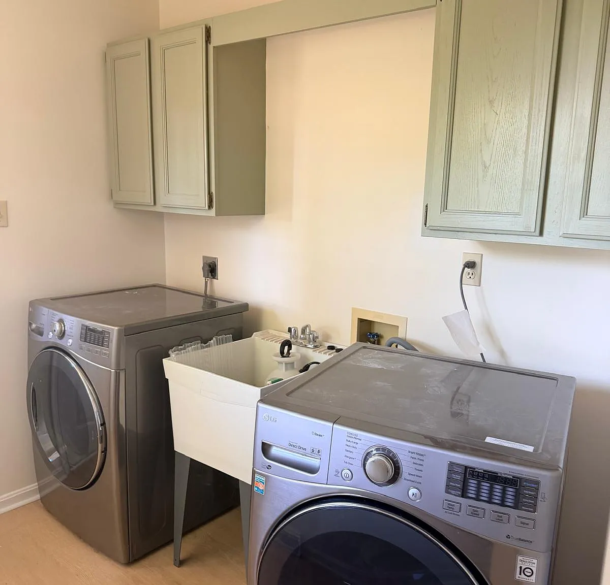 3 bed, 2.5 bath, 1482 sqft, $2,400 — Photo 4