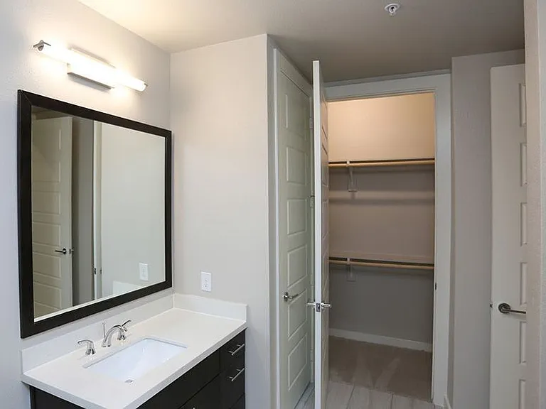 Haskell Flats — Photo 11